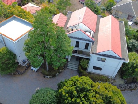 駐車場は８台以上可